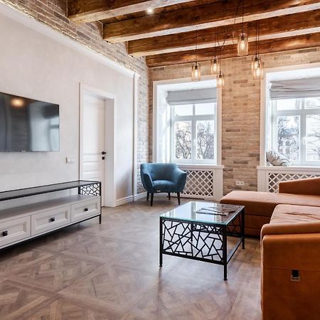 View On Rynok Square Apartments Lviv Dış mekan fotoğraf